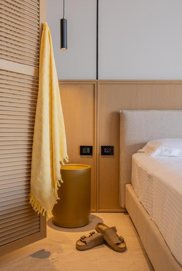 Beyond A Luxury Boutique Hotel Dhërmi Екстериор снимка