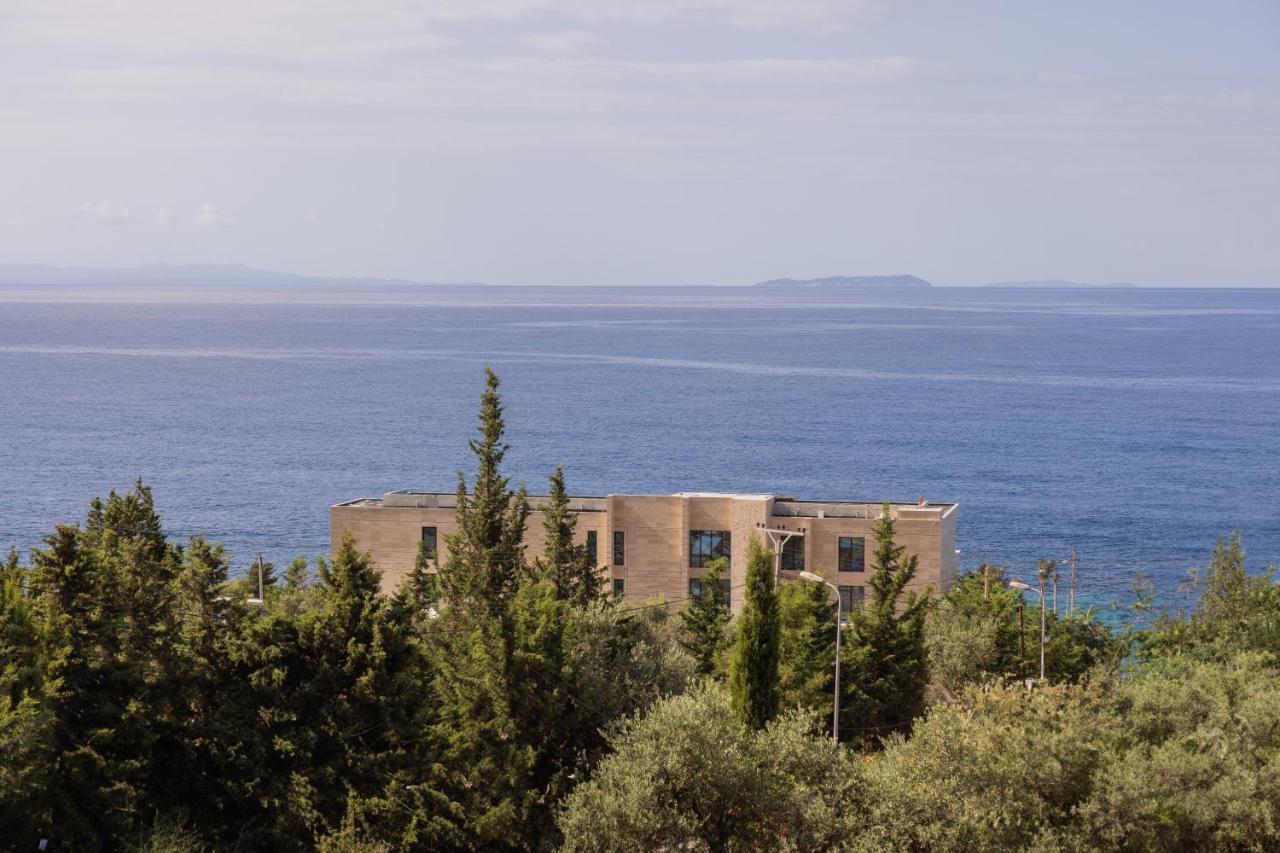 Beyond A Luxury Boutique Hotel Dhërmi Екстериор снимка