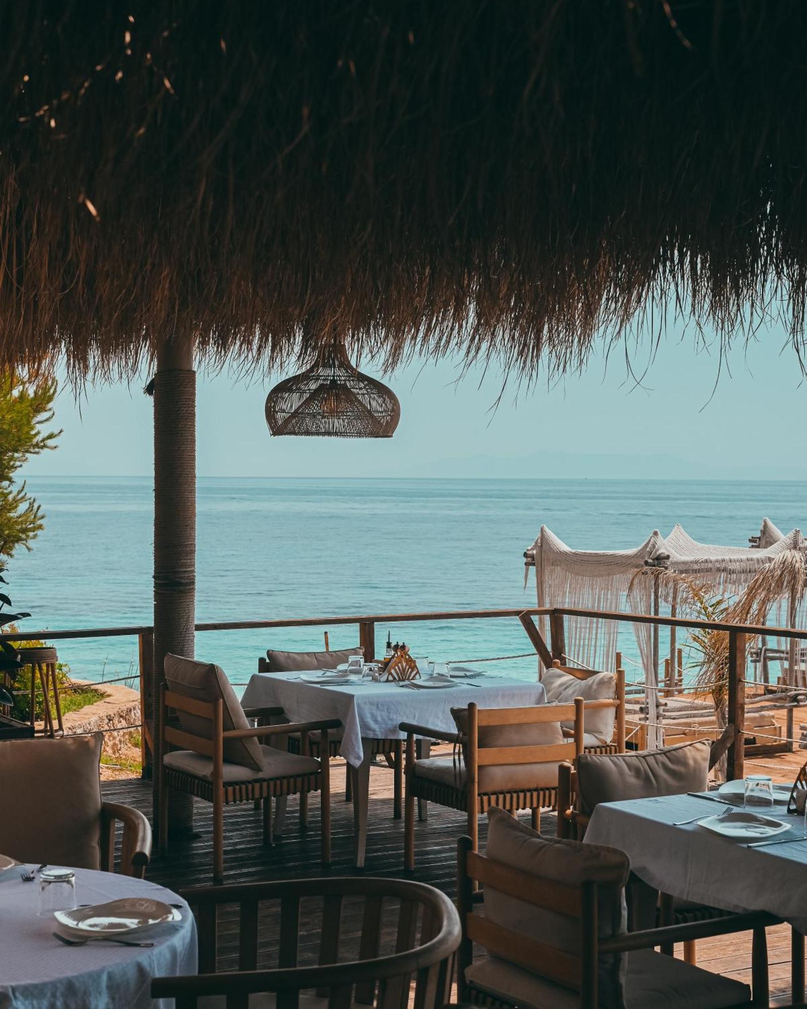 Beyond A Luxury Boutique Hotel Dhërmi Екстериор снимка