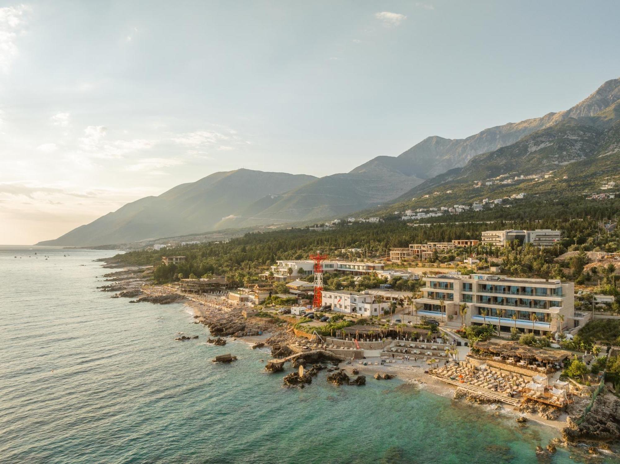 Beyond A Luxury Boutique Hotel Dhërmi Екстериор снимка