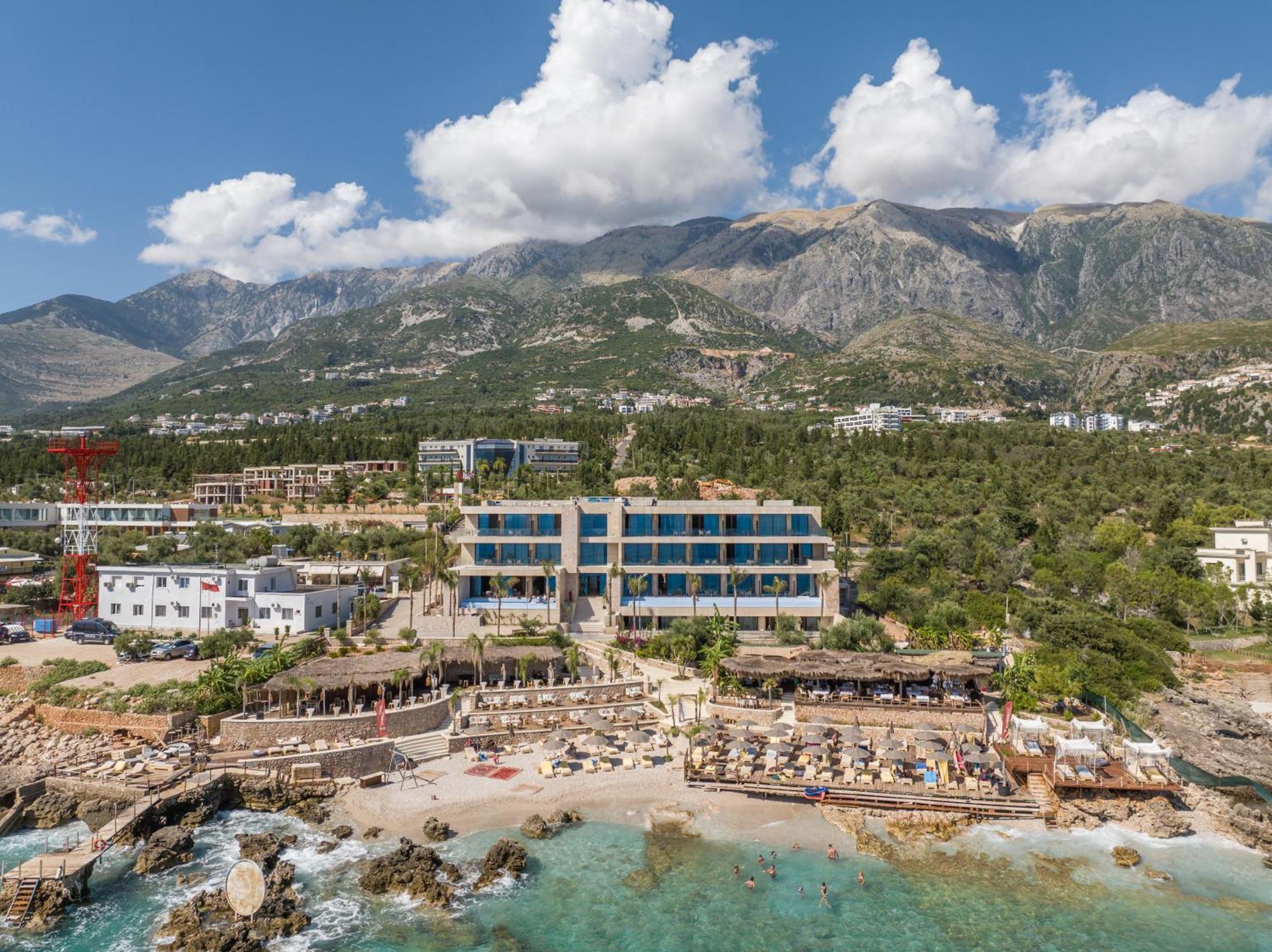 Beyond A Luxury Boutique Hotel Dhërmi Екстериор снимка